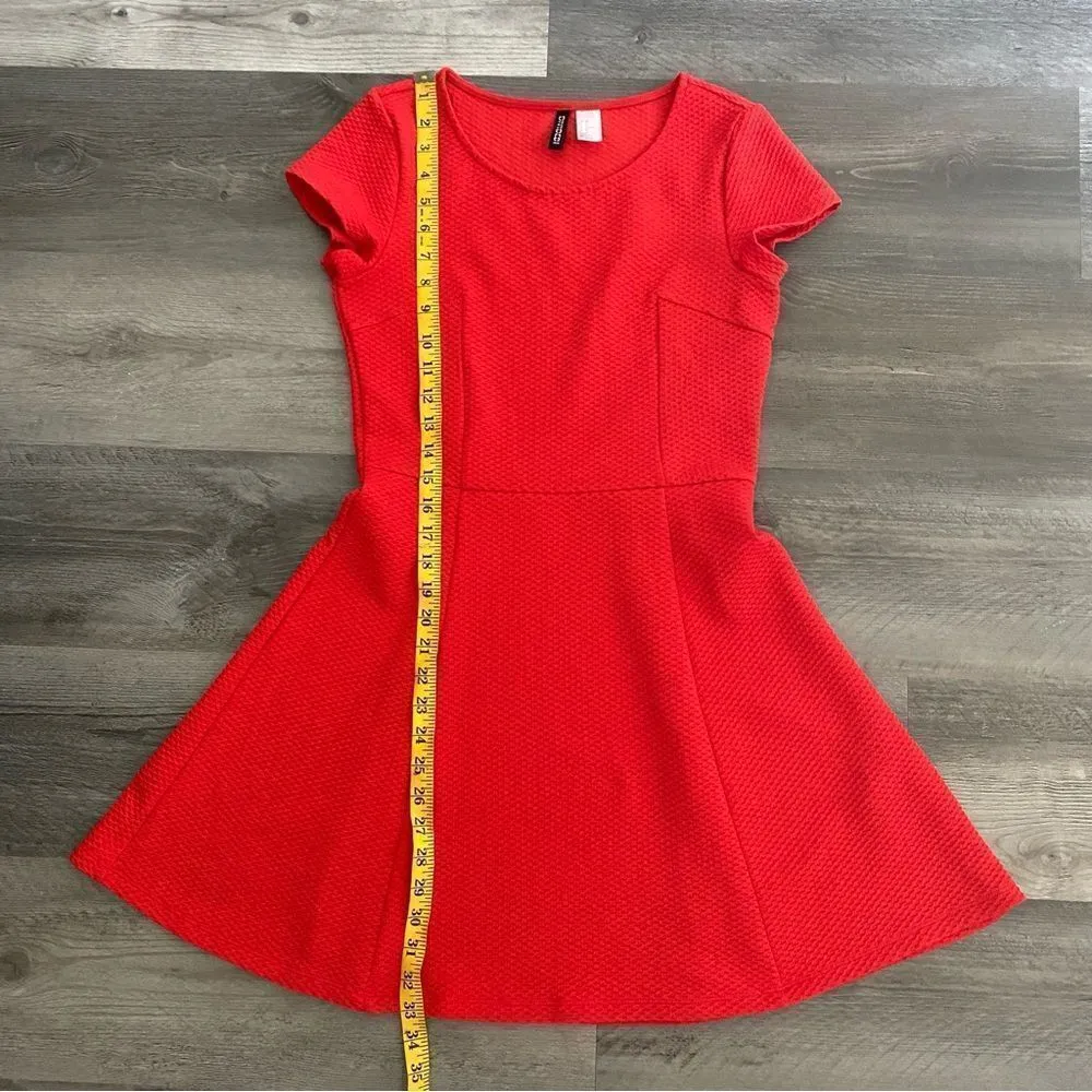 H&M Fit And Flare Dress Red Flattering Stretchy Holiday Party - Image 11