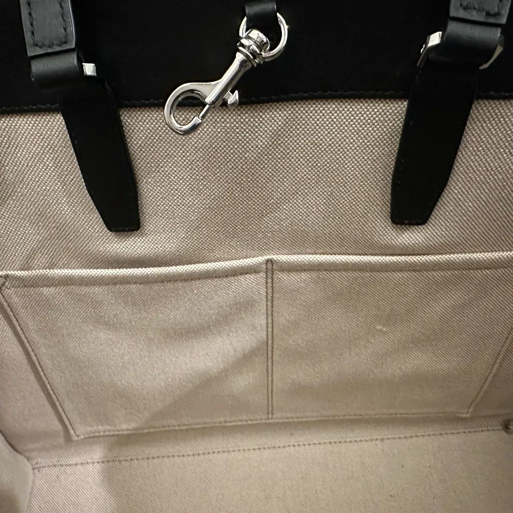 MCM Vintage Jacquard Logo Tote - Image 8