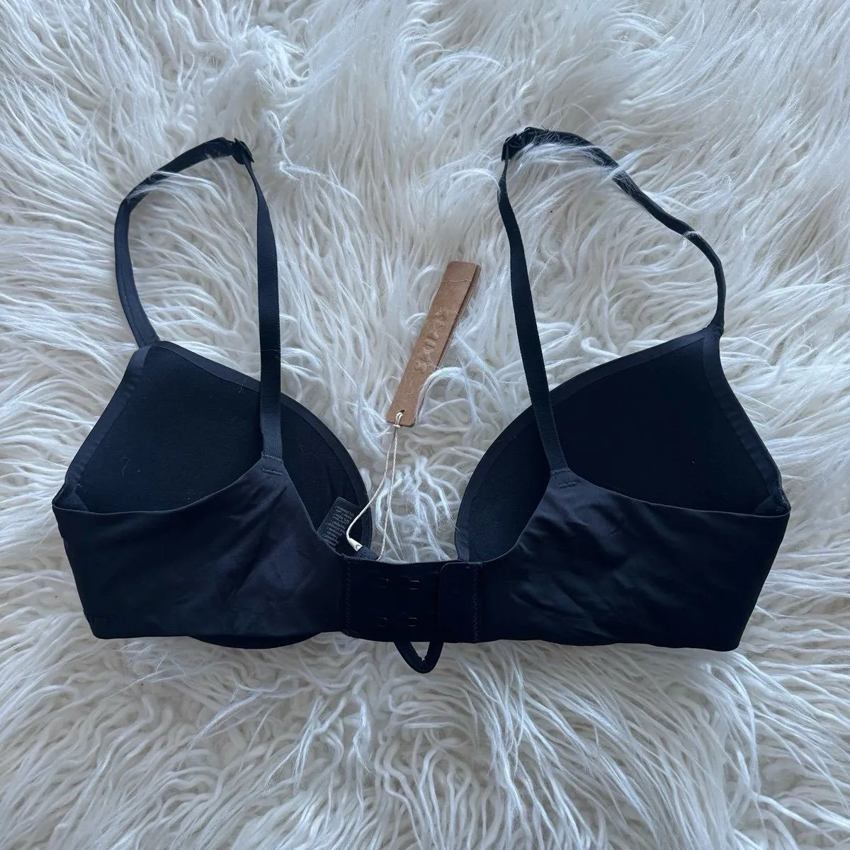 SKIMS  Ultimate Deep V Push Up Bra Onyx Size 34C - Image 5