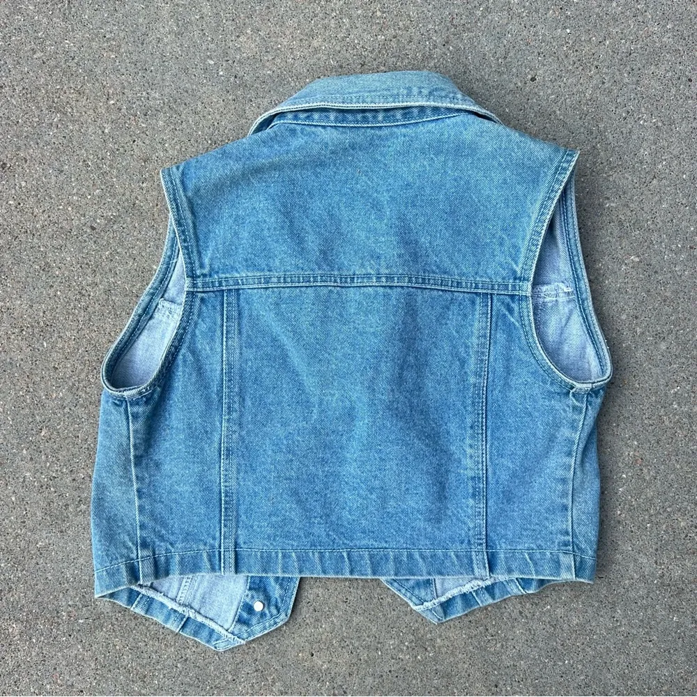 Jordache Vintage 90s  Crop blue jean denim sleeveless vest top MEDIUM - Image 2