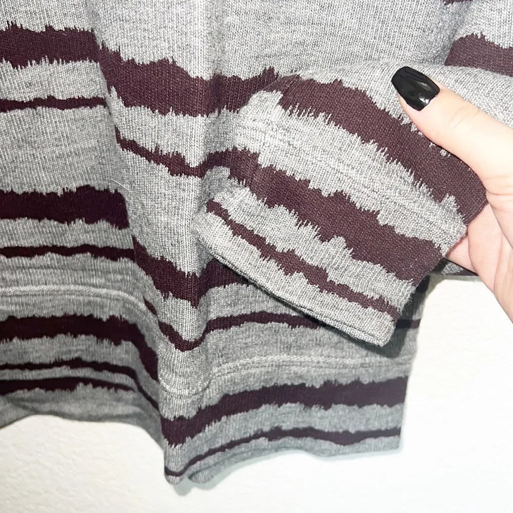 A.L.C Cotton Blend Patterned Long Sleeve Gray Top - Image 3