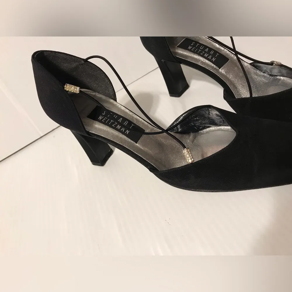 Stuart Weitzman black pump heel shoes fits size 8 - Image 4