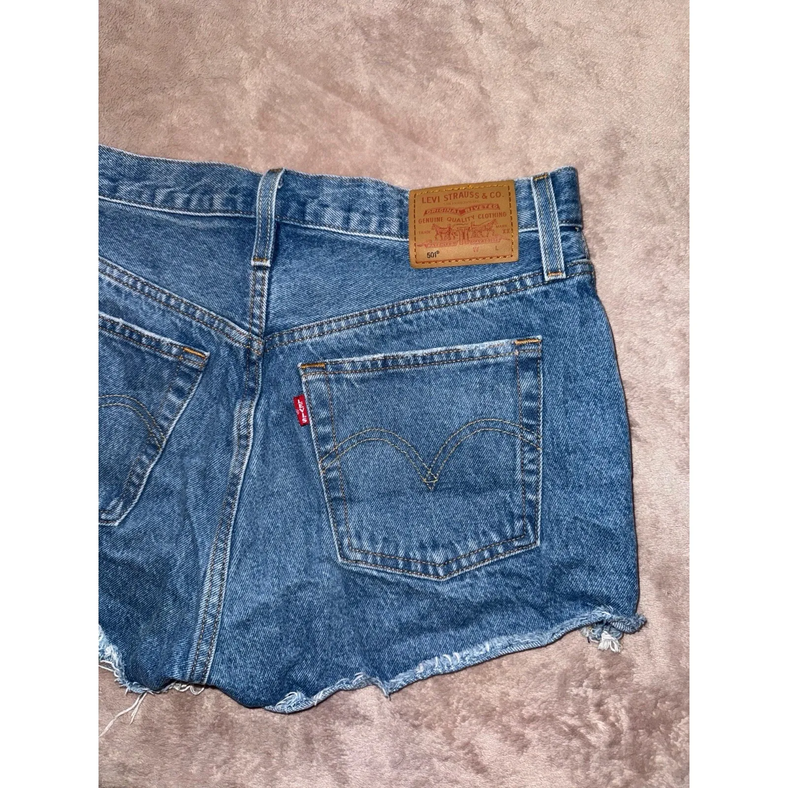 Levi's Women's 501 Original Premium High-Rise Jean Short Shorts Distressed Sz 28 - Image 7