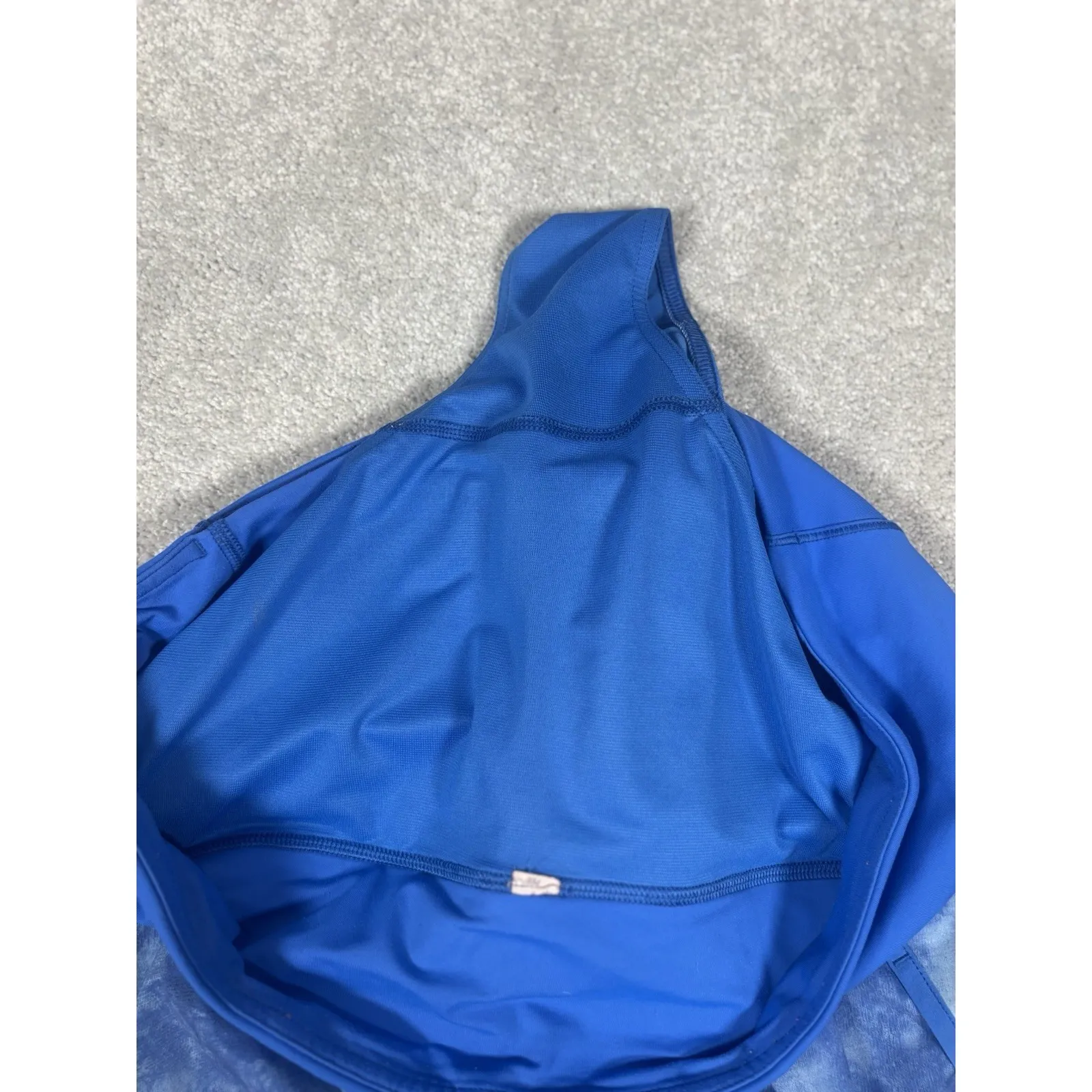 Lululemon Women's Speed Up Shorts Blue Tie Dye Size 8 - Image 6