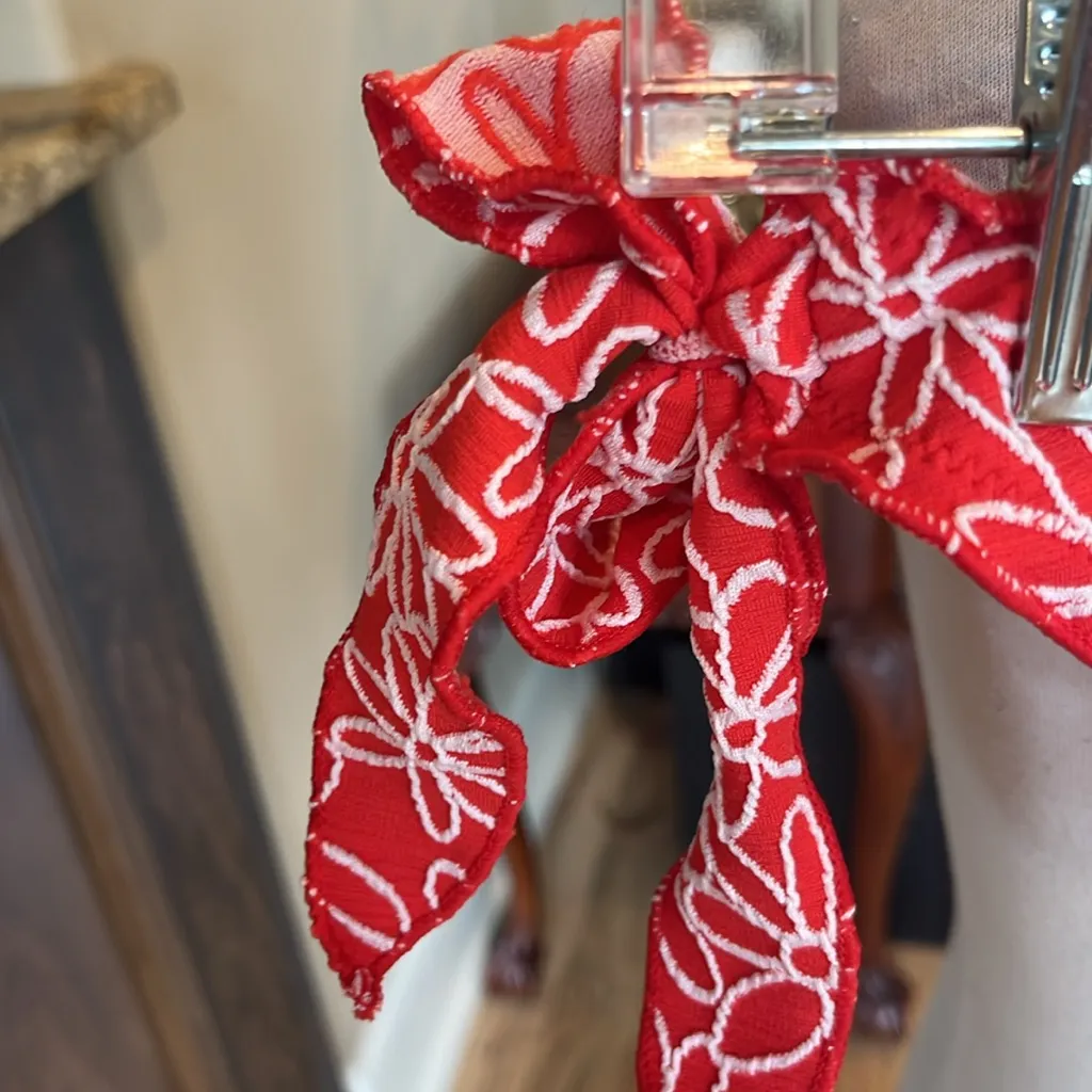 Red White Embroidered Flower Bikini Set Ruffle Size undefined - Image 8