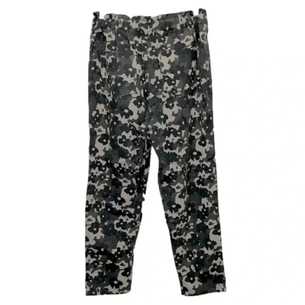 NWT Anthropologie Amadi camo pants xs floral green camouflage pants 100% cotton - Image 4
