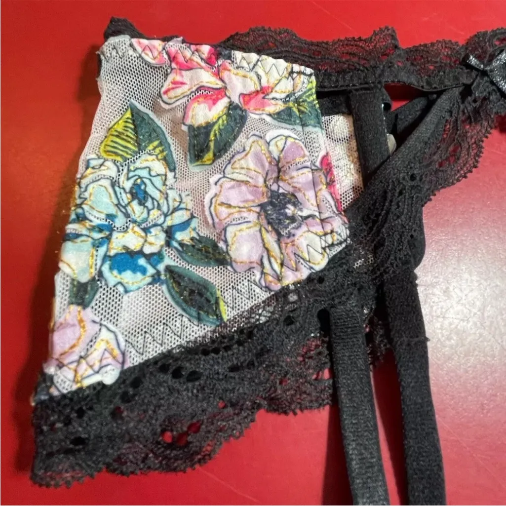 Victoria’s Secret Garter Belt XS/S Black Lace Floral Boudoir Lingerie NWT Sexy - Image 7