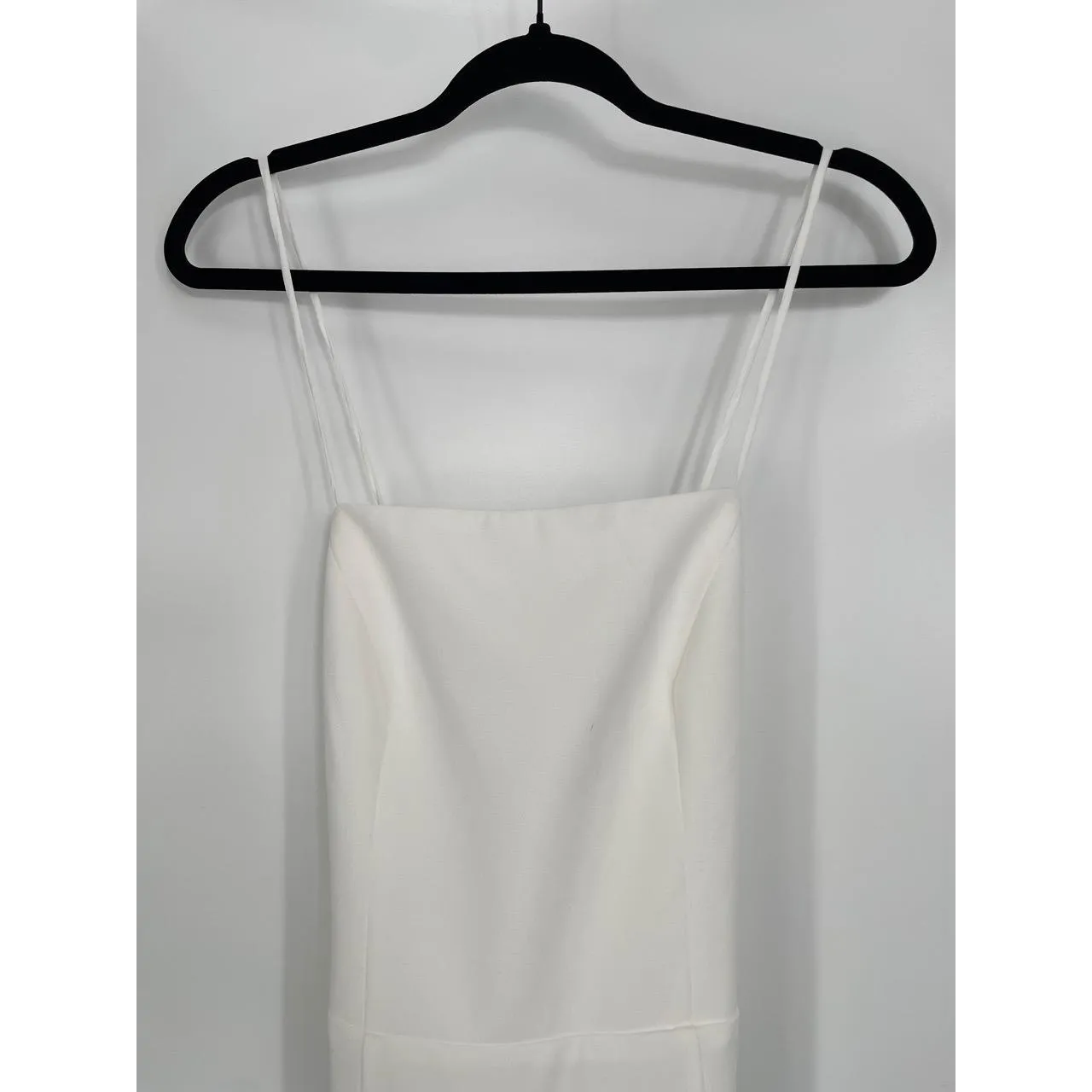 ELLIATT Women's Ivory Square‎ Neck Criss-Cross Back Collins Mermaid Gown Size M - Image 9