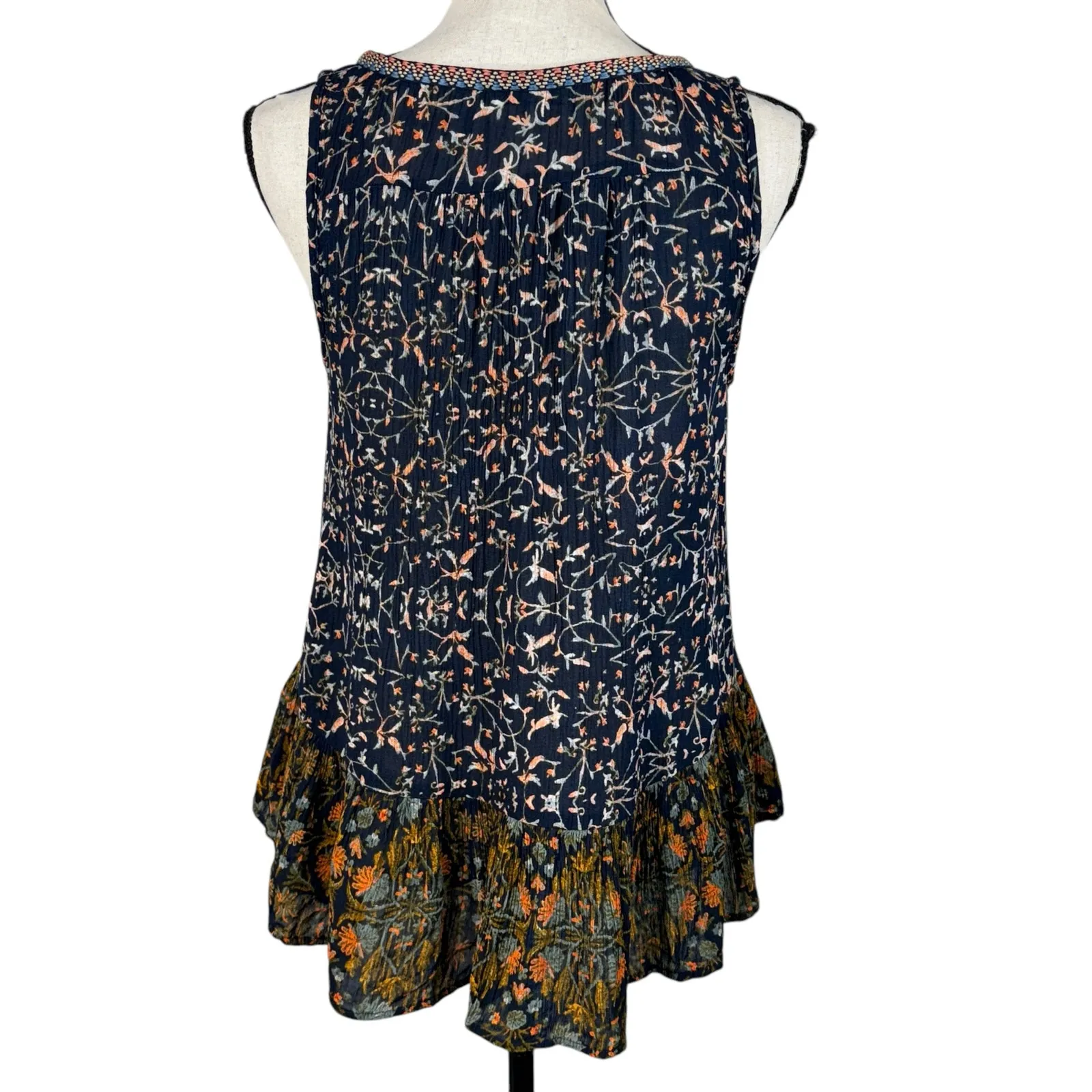Patrons of Peace Medium Tank Top Floral Hi-Low V-Neck Embroidered Ruffled Gauzy - Image 5