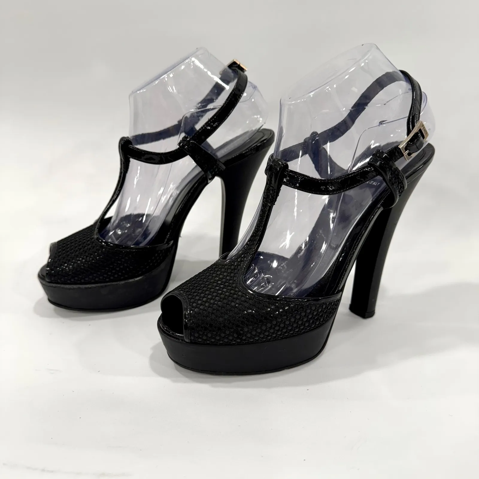 Fendi Black Patent Leather T Strap Platform Stiletto Heels Made in Italy Size 9 - Image 3