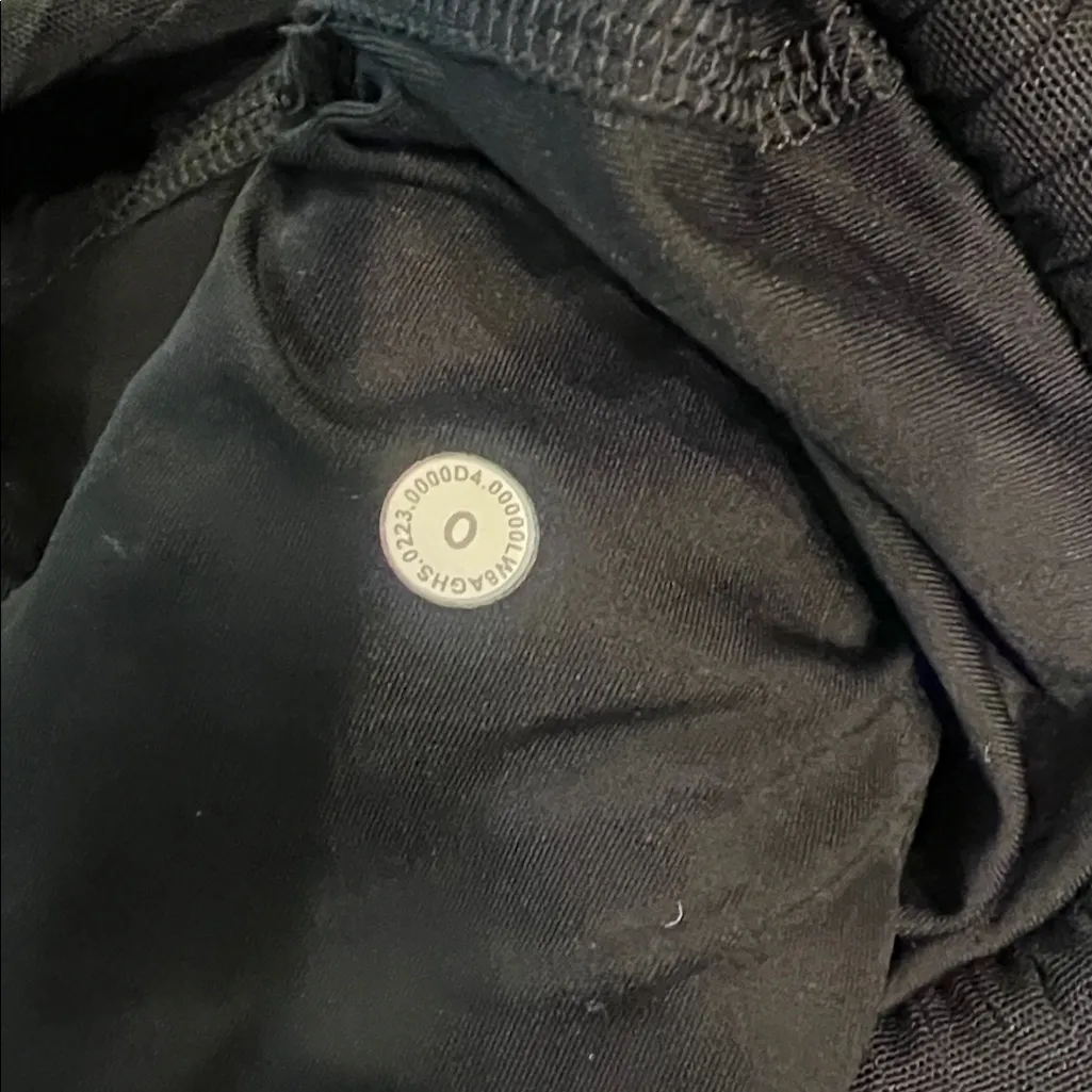 Lululemon Athletica Mesh Pleats Black Skirt with shorts EUC 0 - Image 4