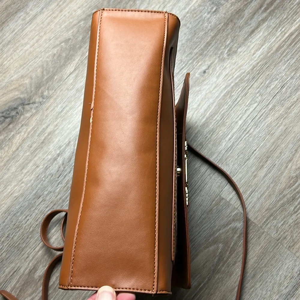 Steve Madden Tan Convertible Crossbody Handbag - Image 10