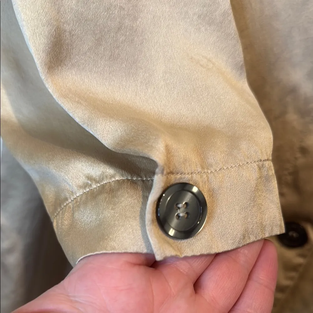 Vintage Victoria’s Secret Silk Button-Up Women's Sleep Shirt - Image 6