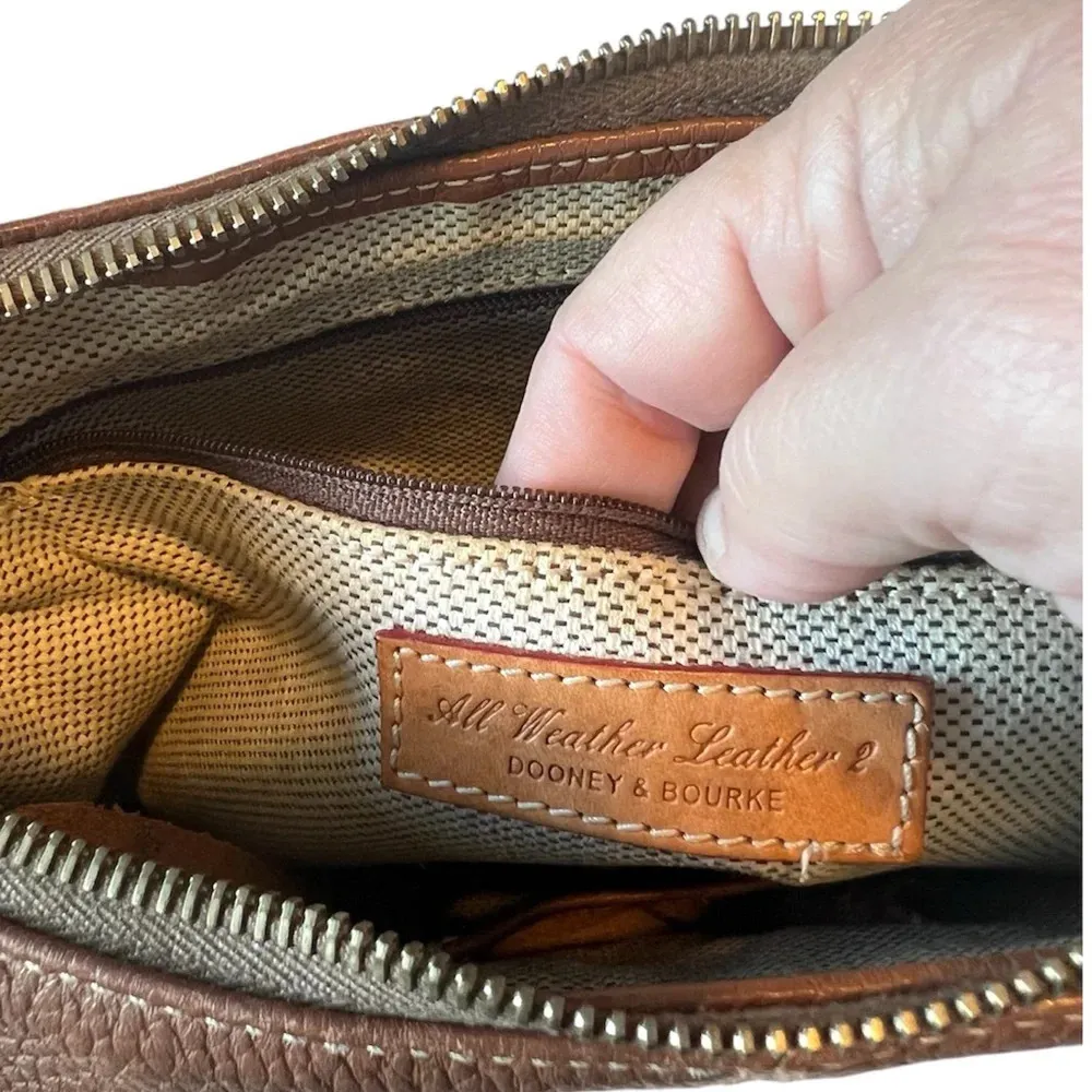 Dooney & Bourke Leather Shoulder Bag Pebble Grain Hobo Brown - Image 10