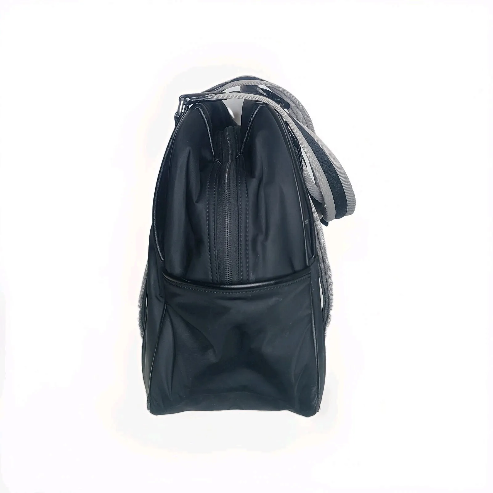 Lululemon Throwback‎ Velocity Gym Duffle Travel Bag Black - Image 2