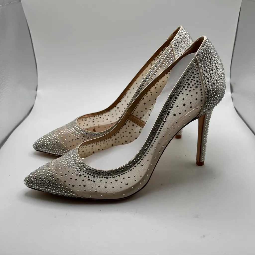 NWB badgley mischka size 8.5 heel
Weslee Crystal Embellished Evening Shoe bling - Image 6