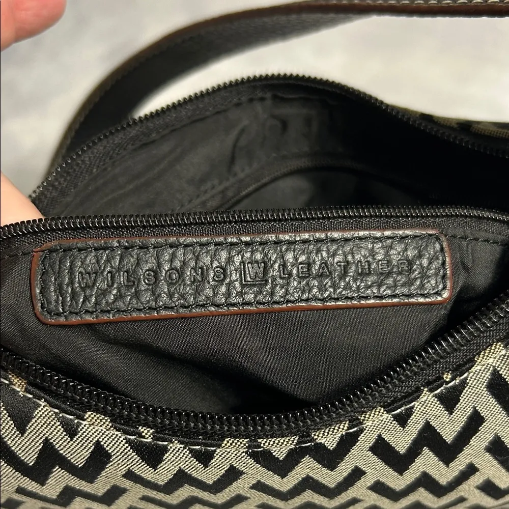 Wilson’s Leather Women's Bag - Image 8