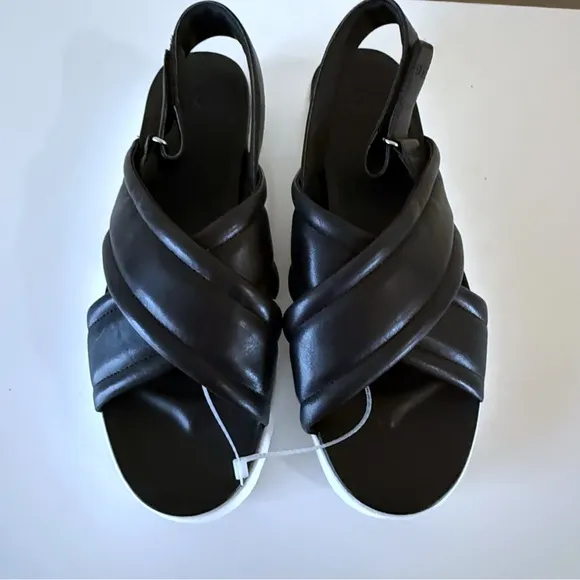 NEW $120 UGG Women Zayne Slingback Sandals Black US 10 - Image 2