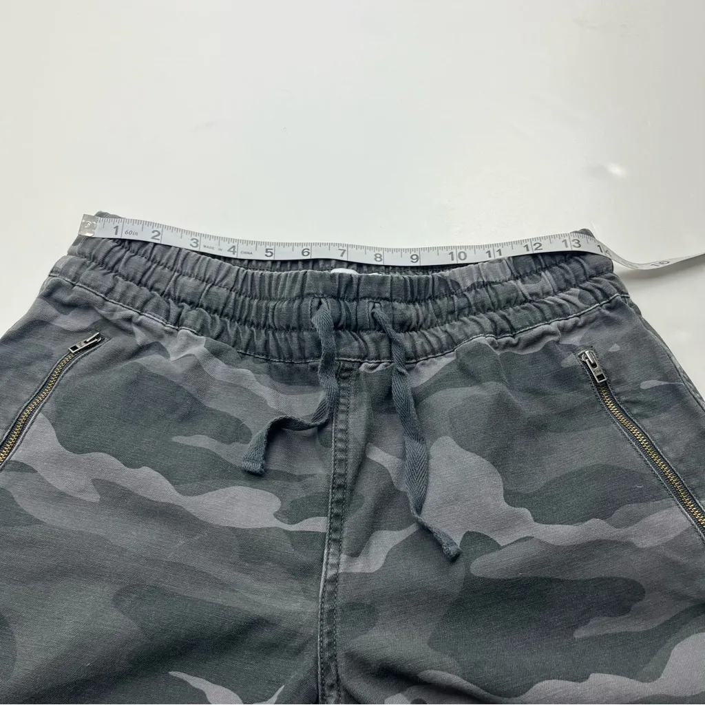 Aritzia TNA Camouflage Mid Rise Gray Grey Jogger‎ Style Cotton Pant Women Medium - Image 7