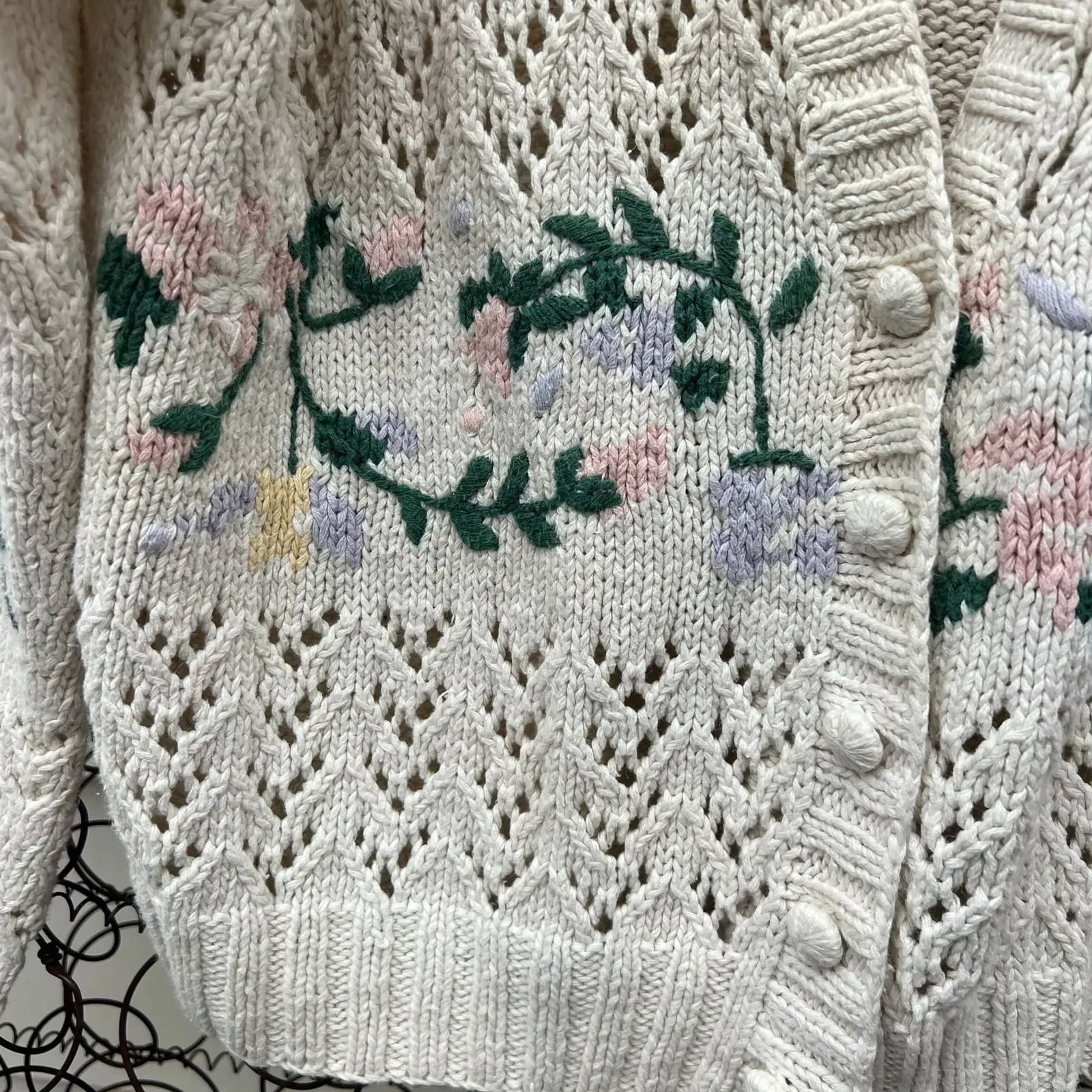 Vintage 90s Cottage Coquette Cozy Floral Embroidered Cardigan Sweater MEDIUM Pink - Image 2