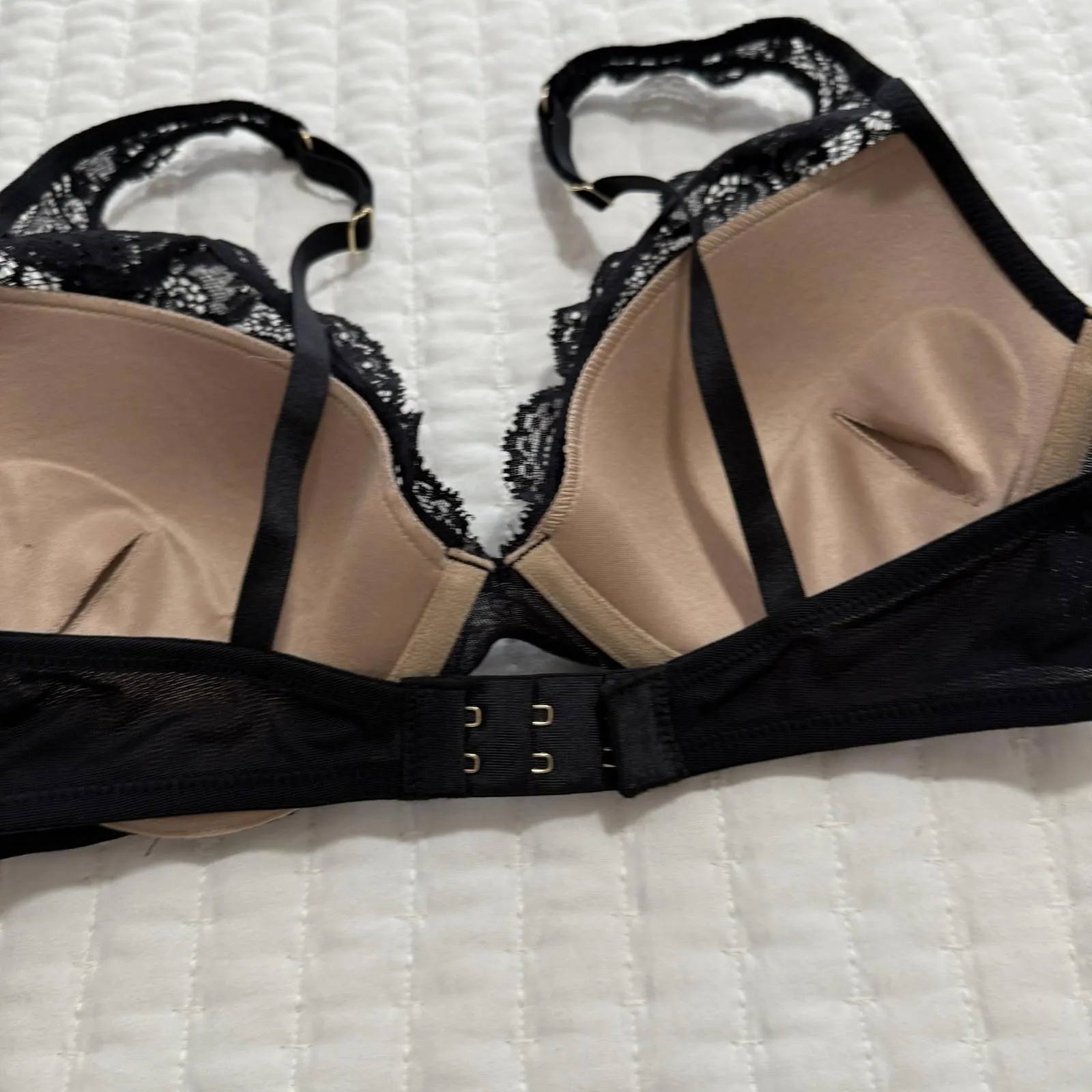 Third Love Black & Nude 32C 1/2 Lace Contour Plunge Bra Missing Pads Size undefined - Image 4