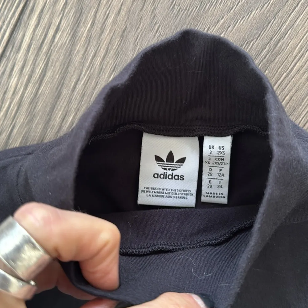 Adidas Black Fitted Crop Top long sleeve - Image 6