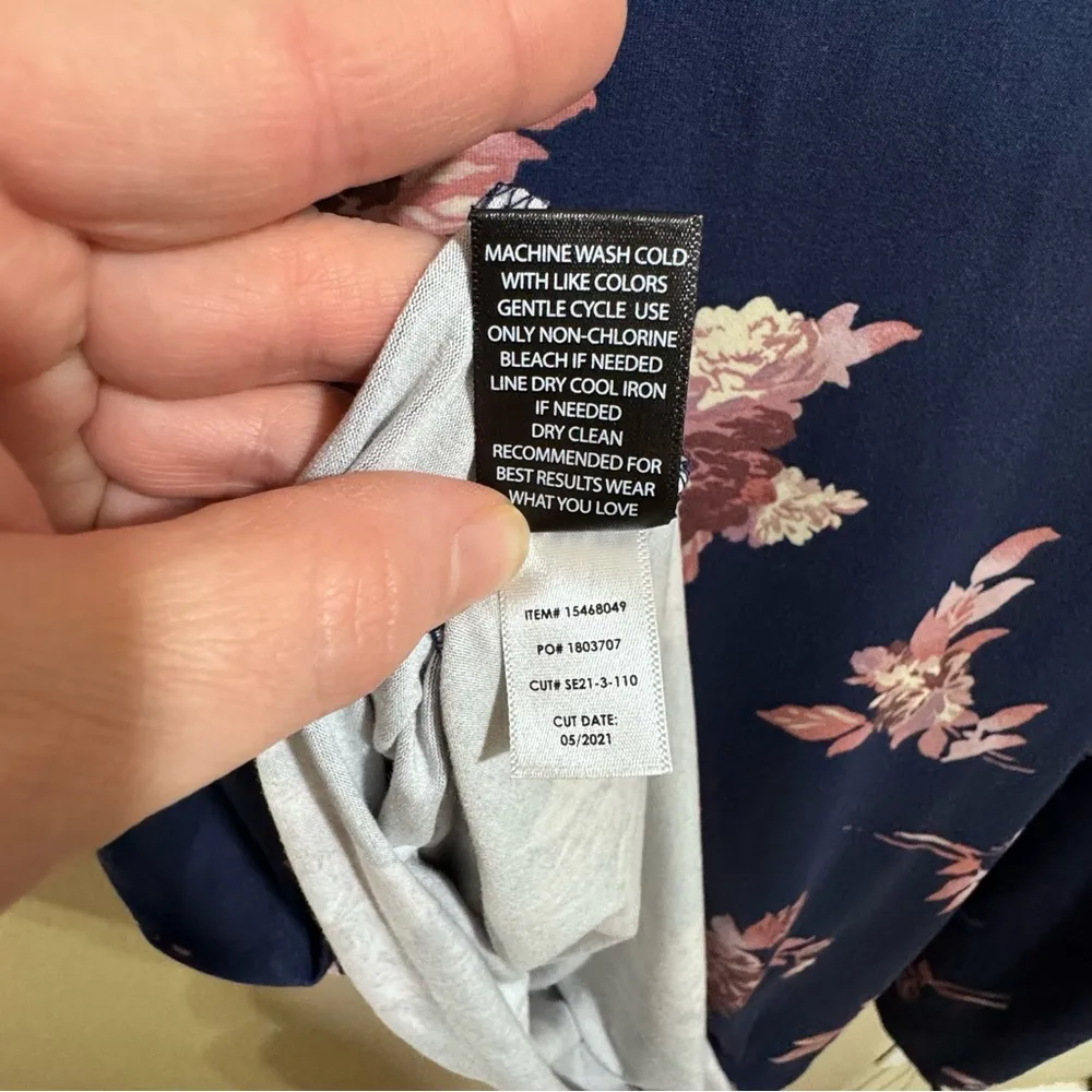 NEW Torrid Maternity Super Soft Scoop Neck Nursing Short Sleeve Tee 6X Pumping - Image 7