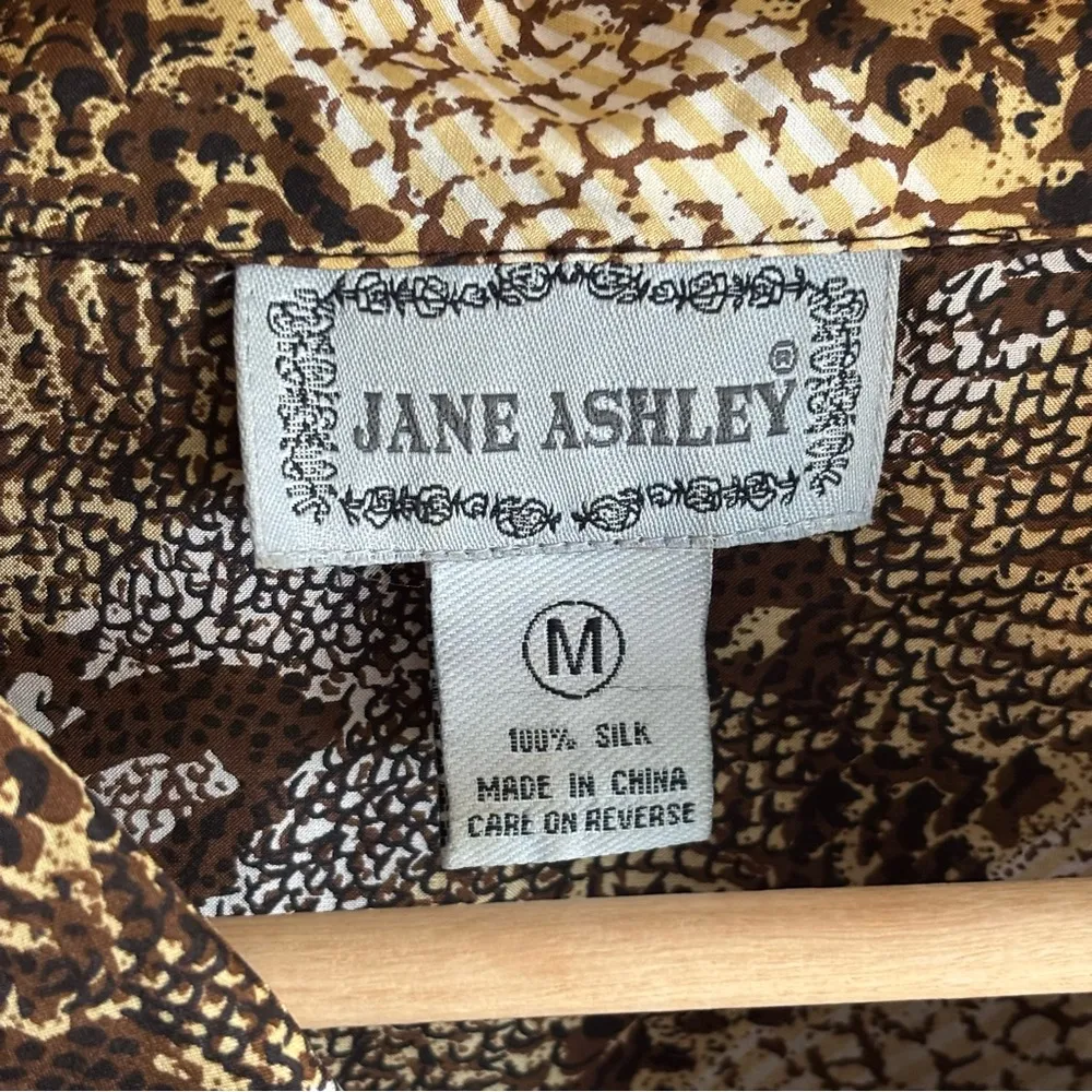 Vintage Jane Ashley 100% Silk Snakeskin Print Button Up Shirt Sz M - Image 4