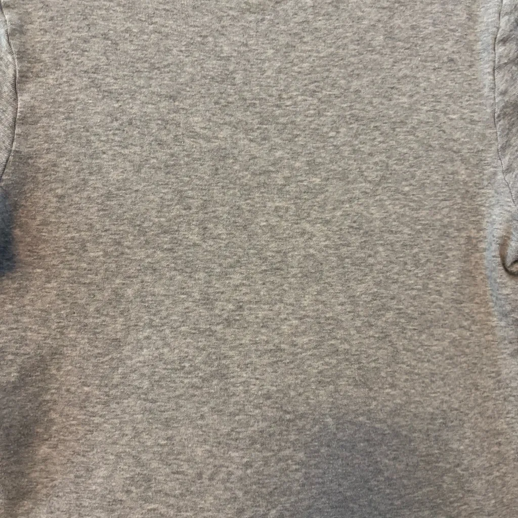 ⭐️Brandy Melville gray v-neck cotton short sleeve shirt size one size - Image 15