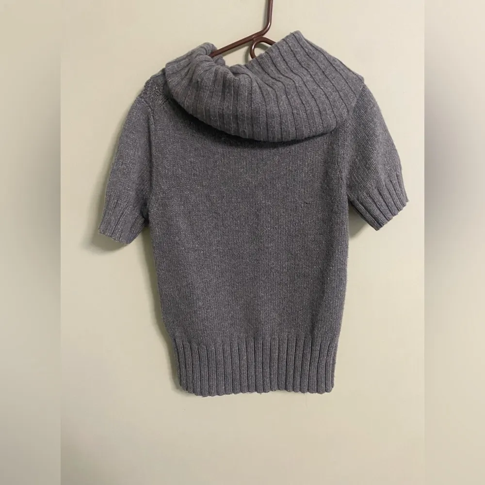 American Eagle  Sweater Large L Gray Short Sleeve Pullover Cowl Neck - Image 2