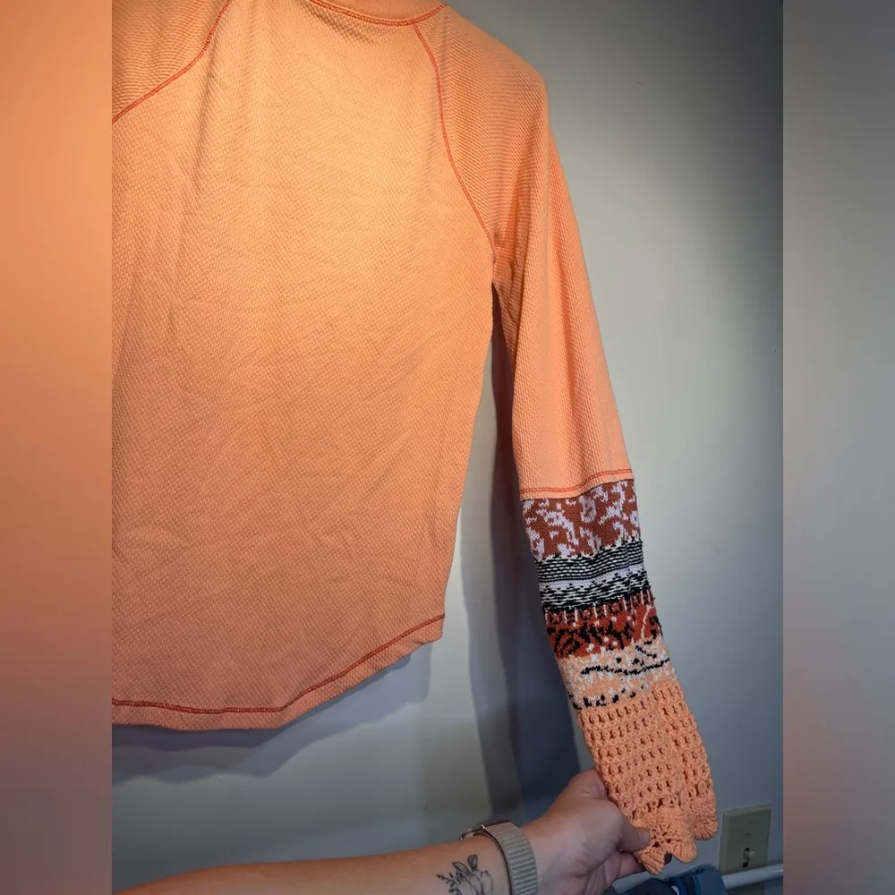 Free People In The Mix Thermal Cuff Tee Rio Orange Long Sleeve Boho Top L - Image 14