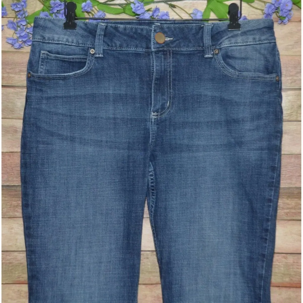 Wrangler Ladies Bootcut 13x34 Denim Blue Jeans Classic Cowgirl Western Med Wash - Image 2