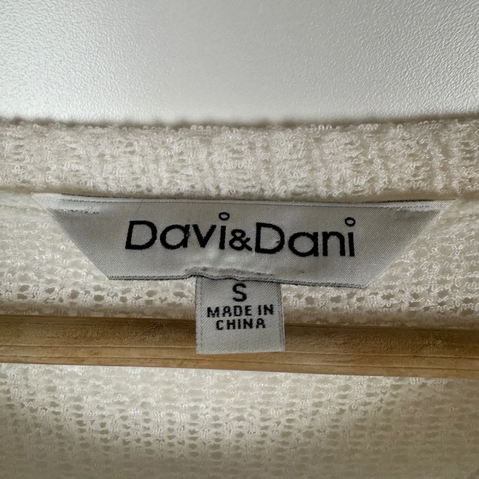 Davi & Dani Colorblock Striped Pullover Sweater Small Lightweight Knit Colorful - Image 5