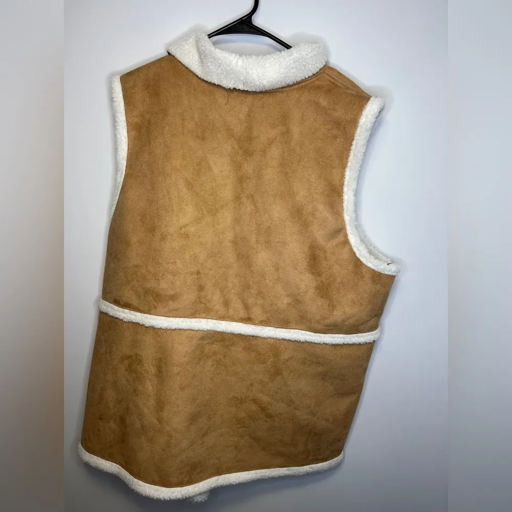 NWT Maurices Faux Sherpa Suede Winter Jacket Vest Women's 3X - Image 3