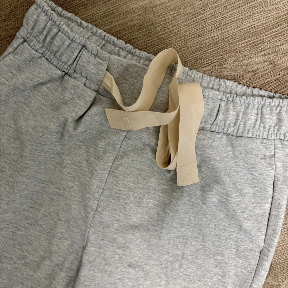 Fabletics Emery Tapered Pants - Image 4