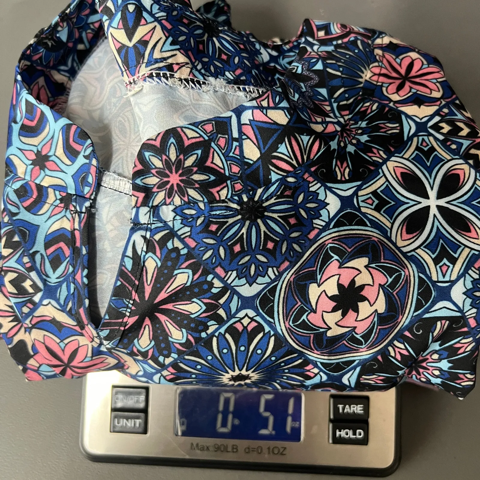 Geometric Artsy Print Women's Long Sleeve Top Size Large Abstract Art to Wear Blue - Image 10