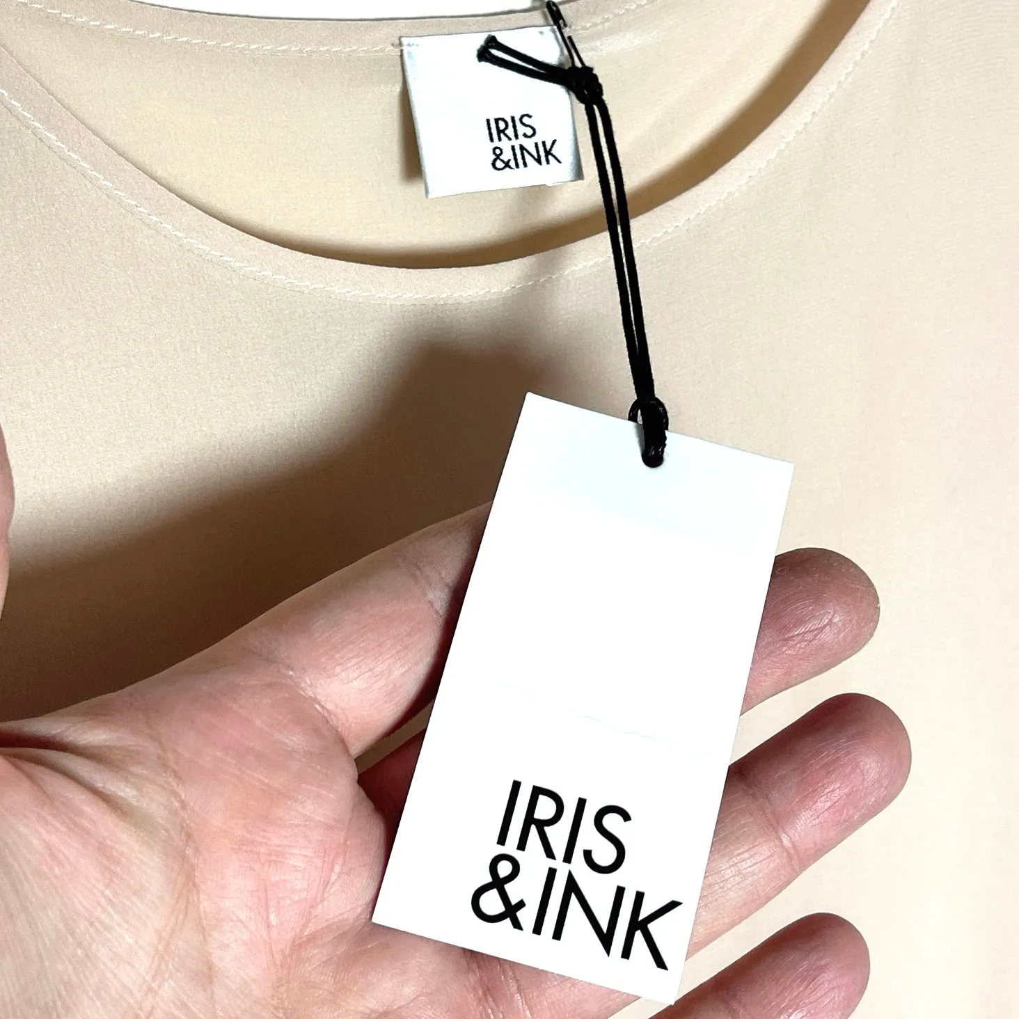 NWT IRIS & INK Women’s Light Pink Ruffle Sleeve Pink Silk Blouse Size 8 - Image 3