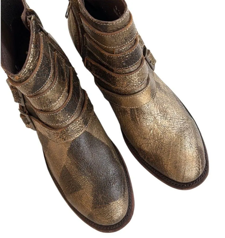 Like New Five Worlds by Cordani Leather Ankle Boots Size 9 1/2 Retail $268.00 - Image 4