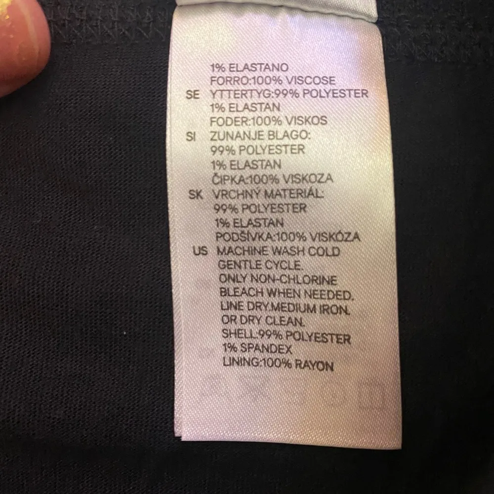 Divided by H&M black ruffled mini skirt size 8 (mid 2000s) - Image 5