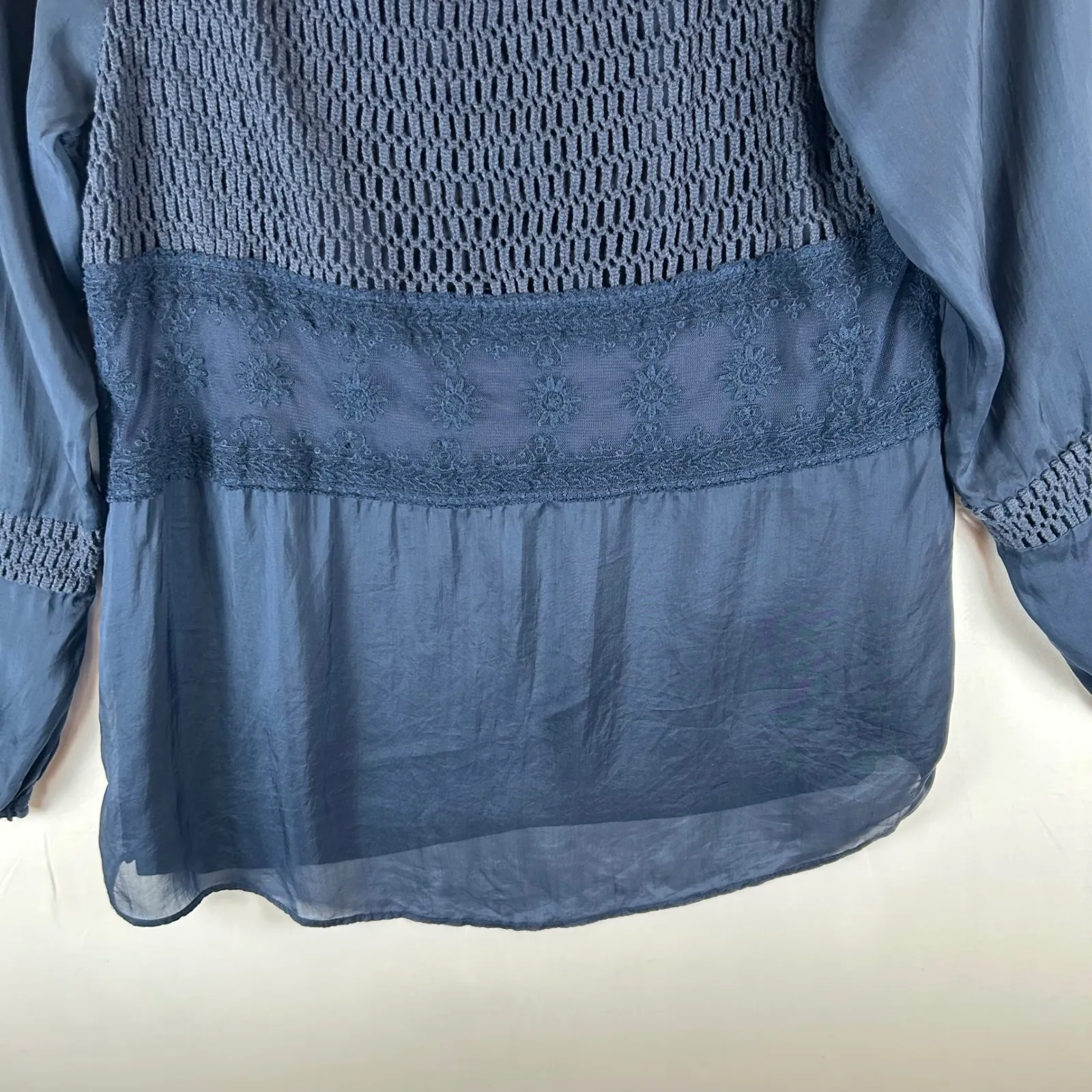 Sundance Crochet Trim Blouse Top Women's Medium Blue‎ Long Sleeve Square Neck - Image 6