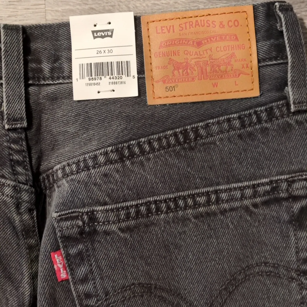 Levi's Premium 501 Original High Rise Straight Leg Button Fly Black Jeans 26x30 - Image 4