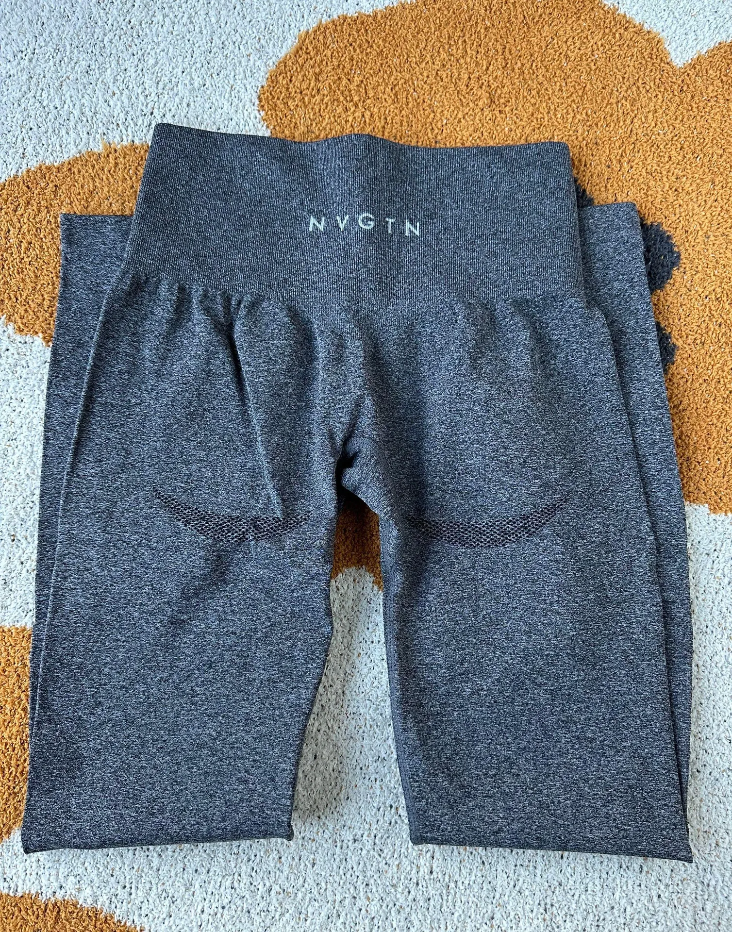 NVGTN Seamless Contour Leggings - Image 2