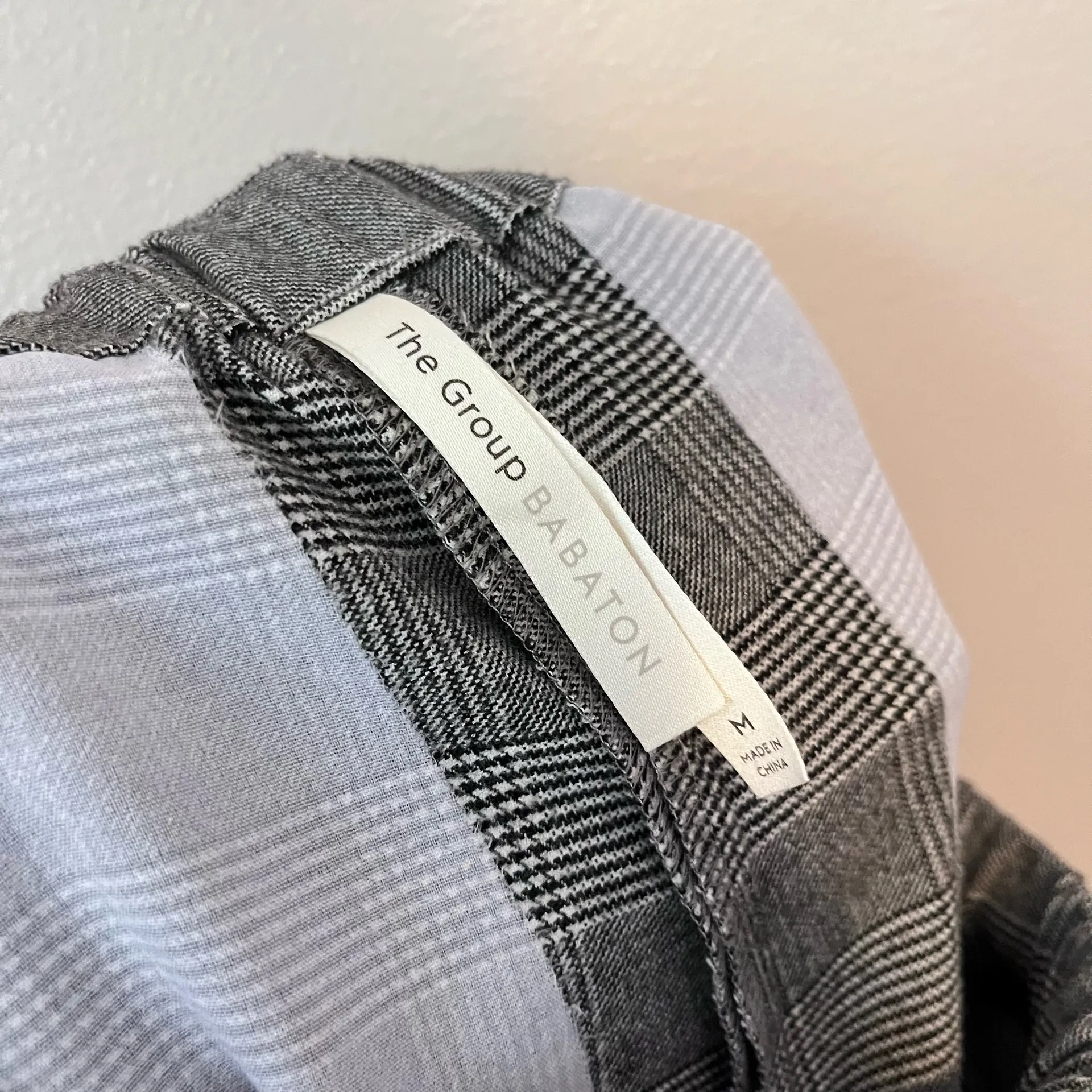 The Group by Babaton Aritzia Jimmy Pull On Flannel Pant Gray Plaid M - Image 6