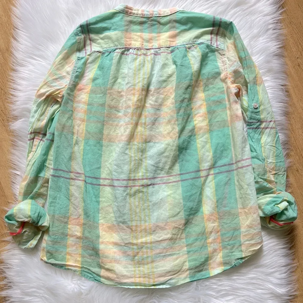 Anthropologie  Tiby Pastel Plaid Button Down Popover Shirt - Image 9