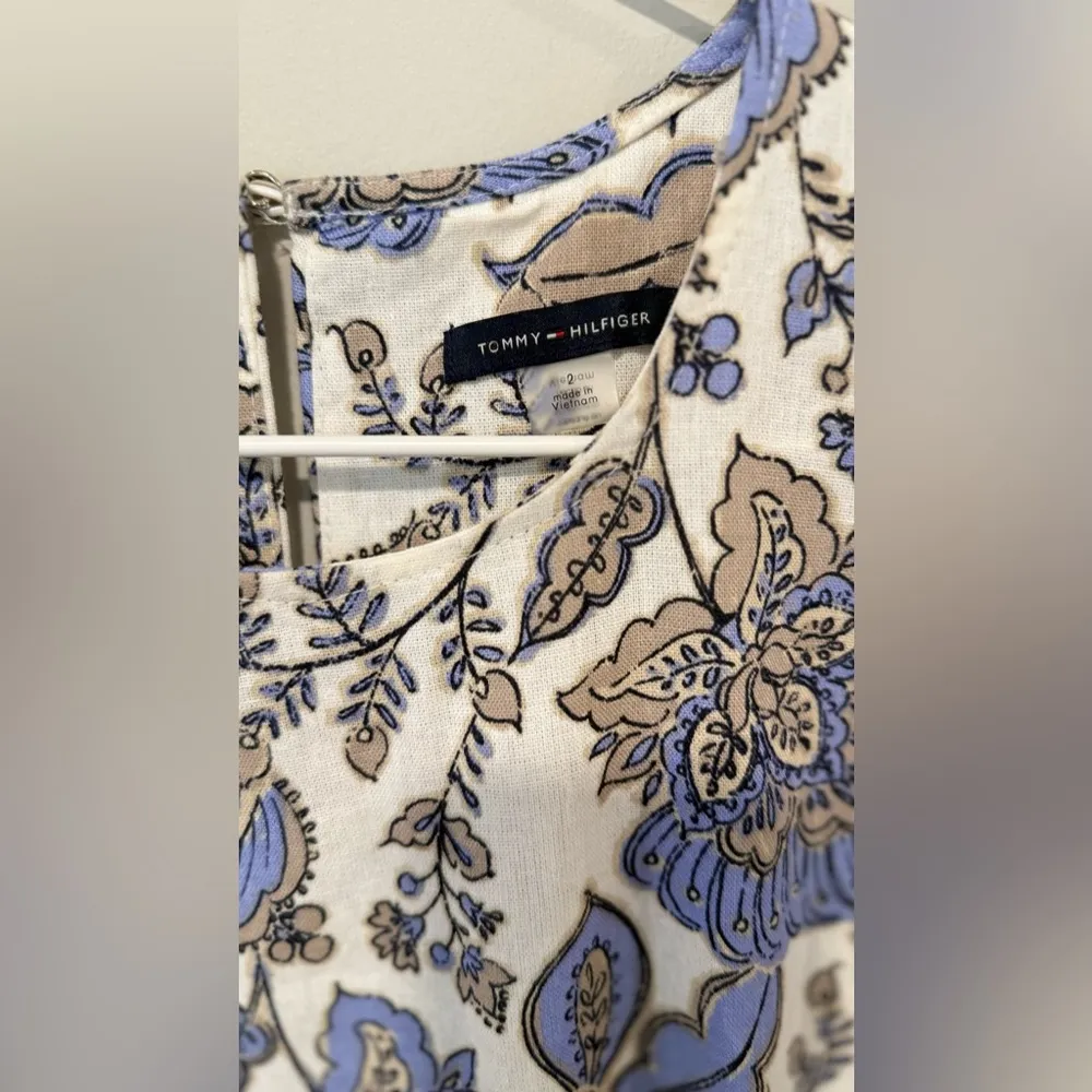 Tommy Hilfiger Women's Ruffled Hem floral Shift  linen Dress size 2 1724 - Image 5