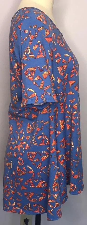 NWT  Perfect T - Image 3