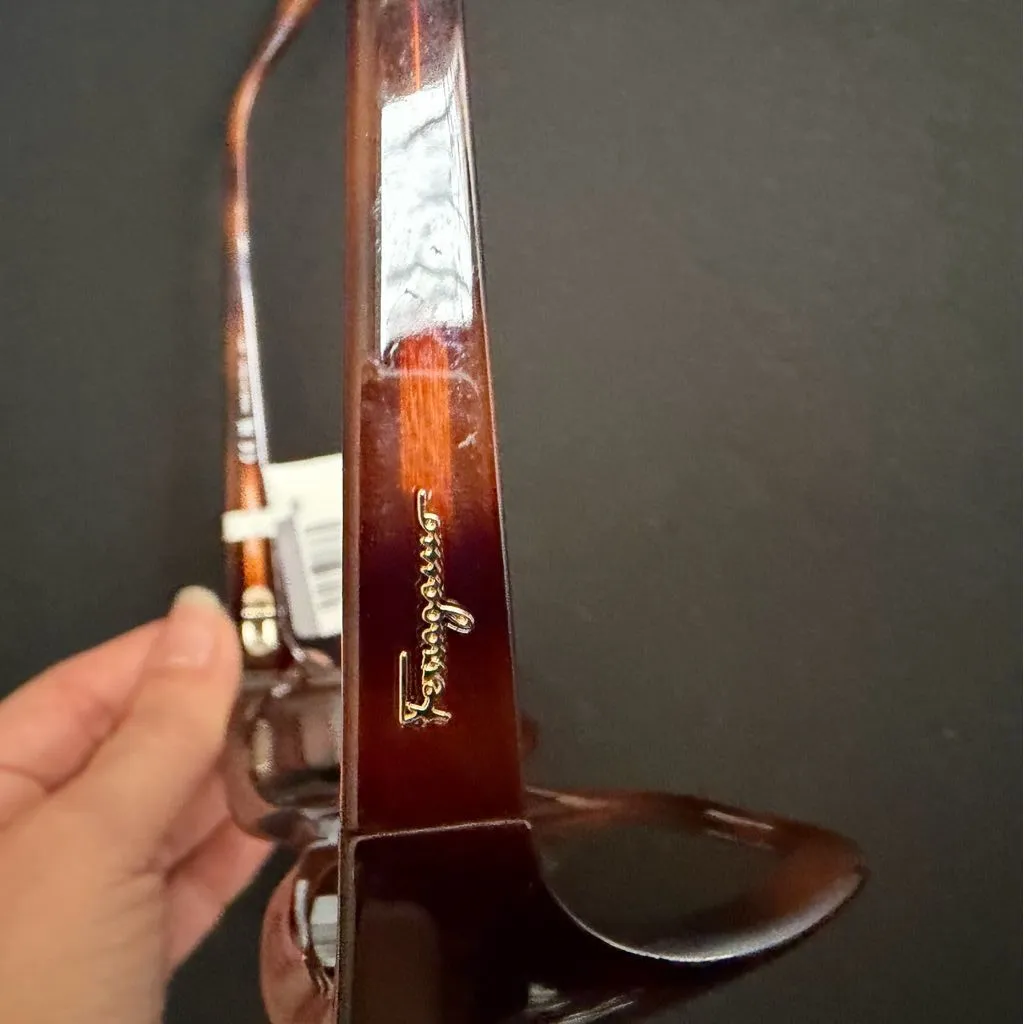 Salvatore Ferragamo Classic Logo 59mm Gradient Rectangle Tortoise Sunglasses - Image 6