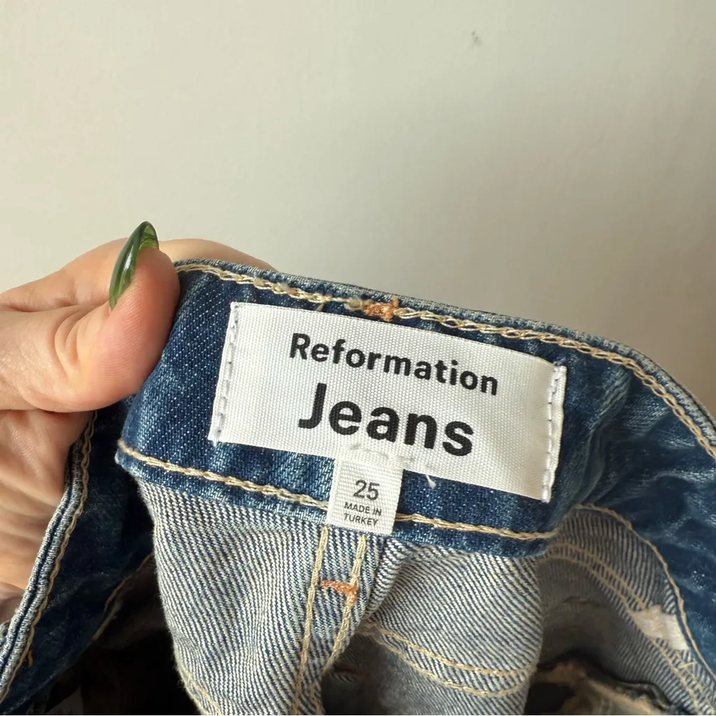 Reformation Cynthia High Rise Straight Cropped Jeans in Lanier Wash 25" - Image 6