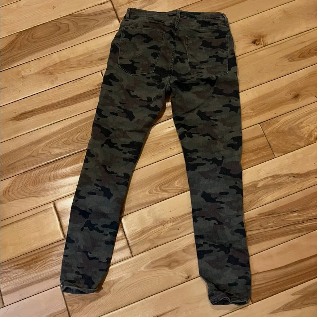 Hudson Jeans Gray Camouflage Pants - Image 2