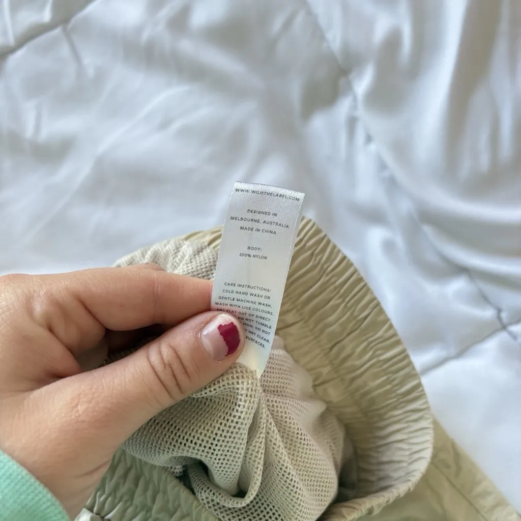 WILO The Label Womens Medium Parachute Style Pants Tan Neutral Streetwear Jogger - Image 6